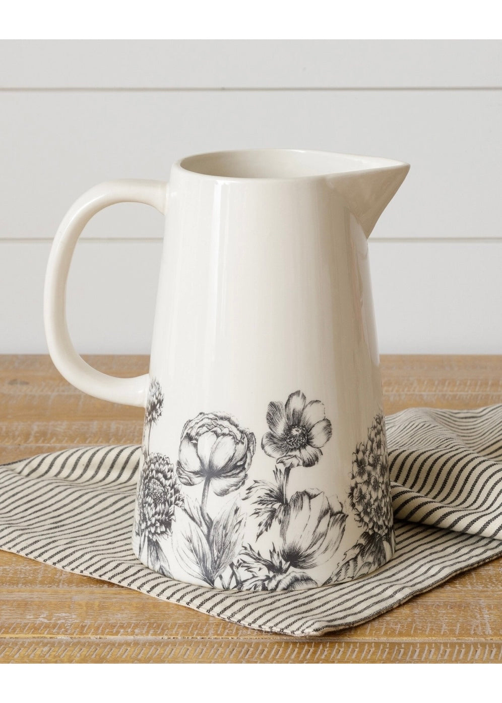 Botanical Pitcher - Black and White