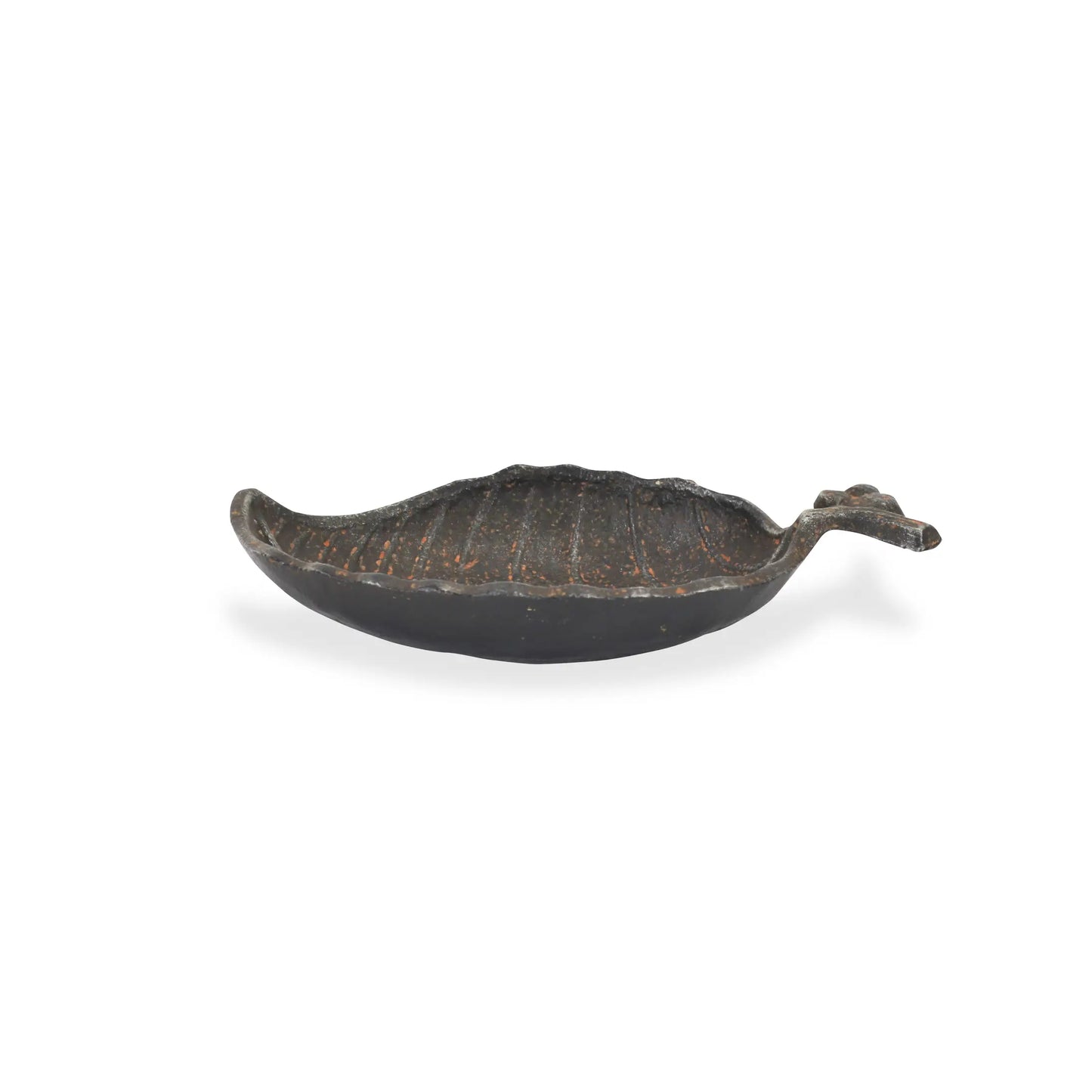 Leaf shaped decor