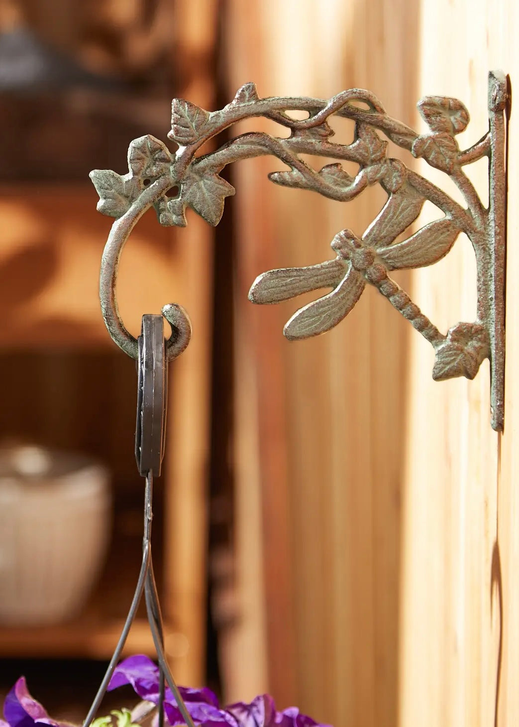 Dragonfly Cast Iron Planter Bracket