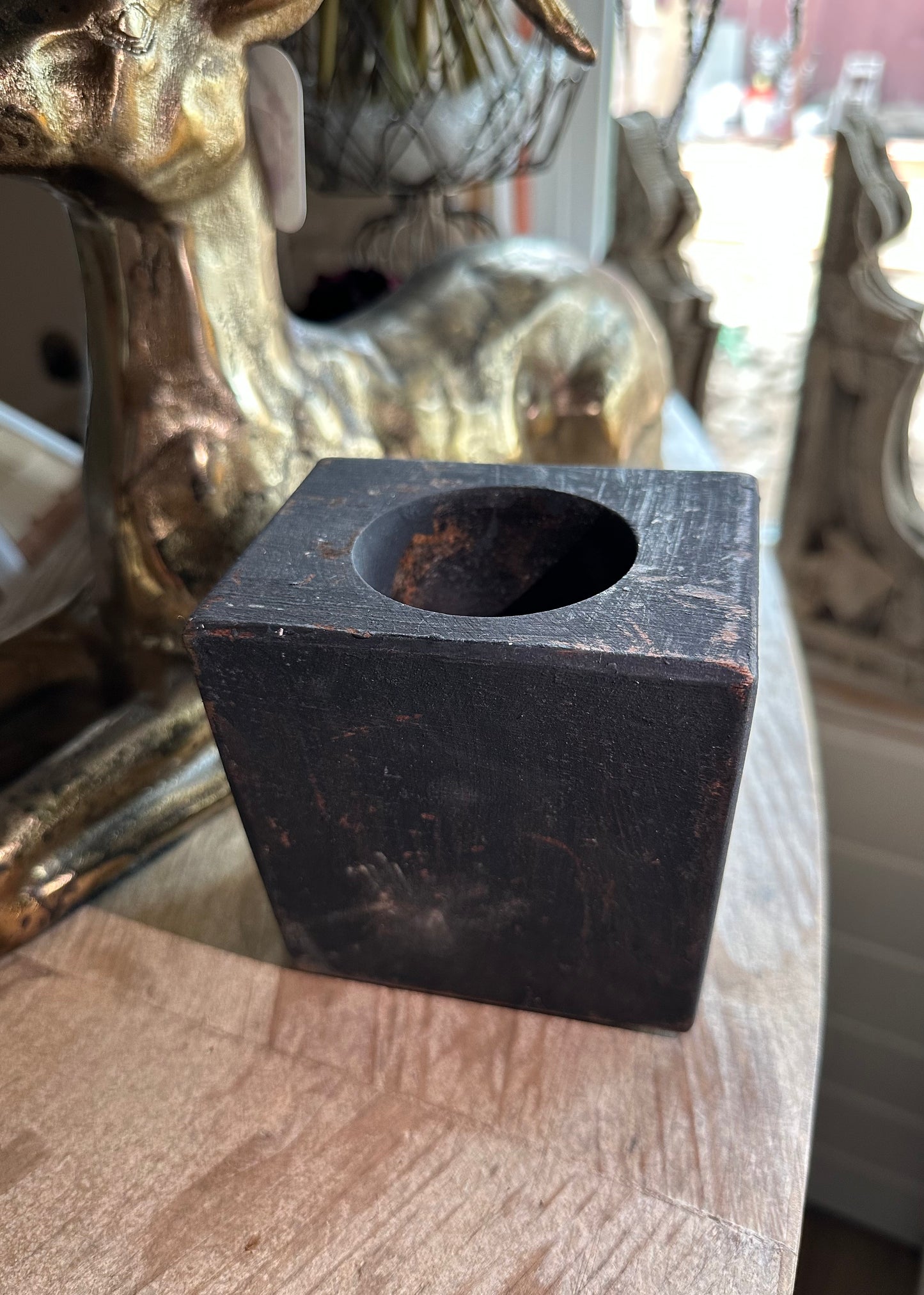 Single Hole Black Sugar Mold Candle Holder