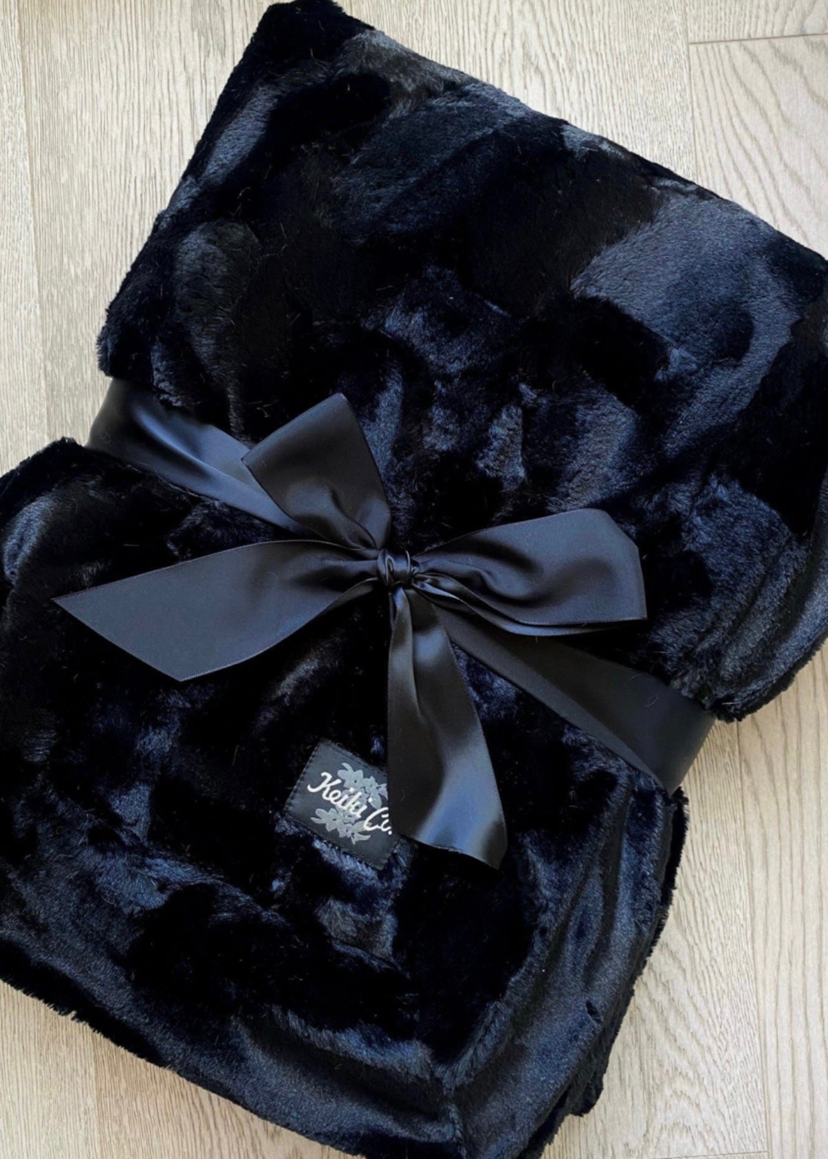 Bella Black Couture Throw