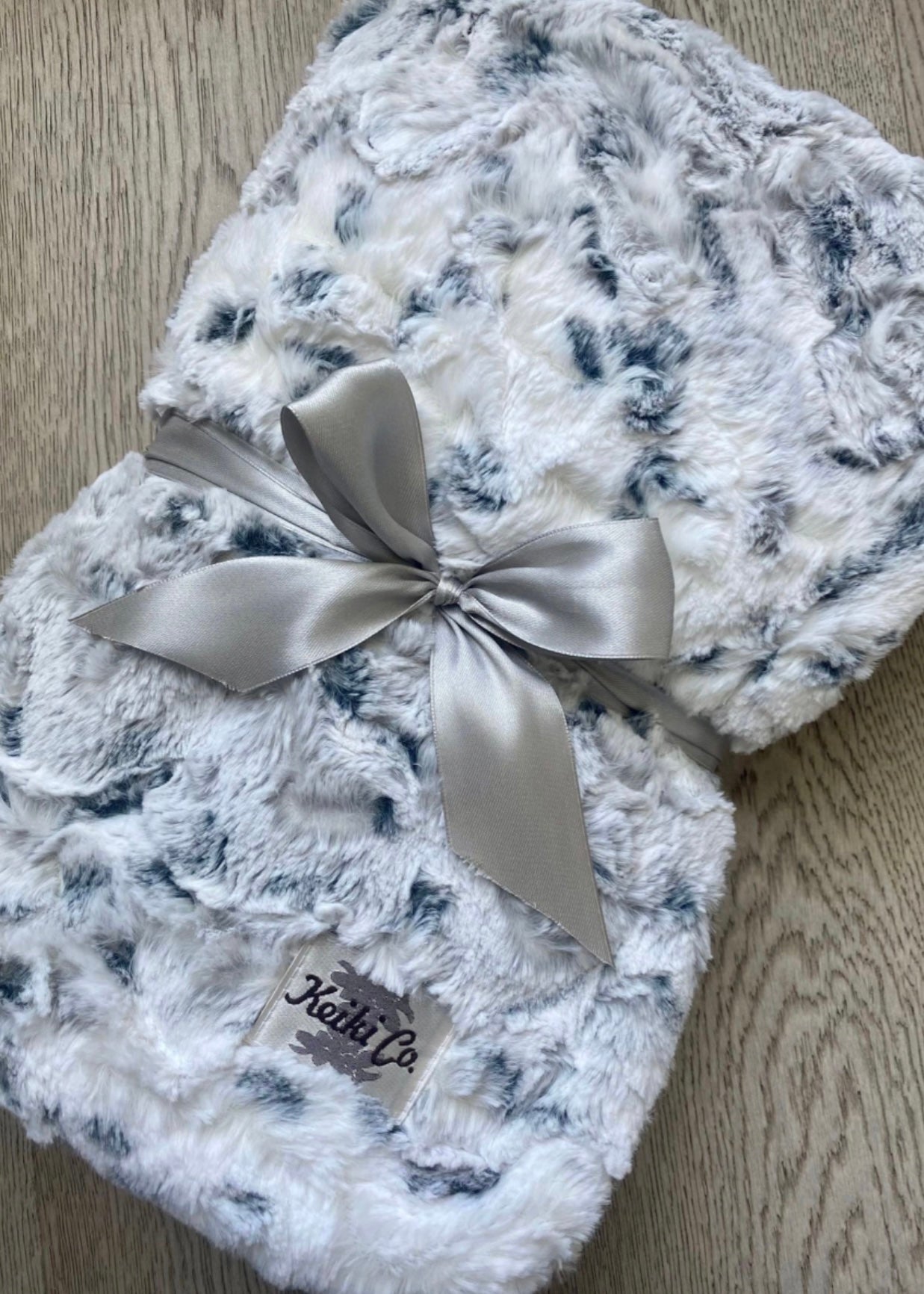 Alloy Plush Throw