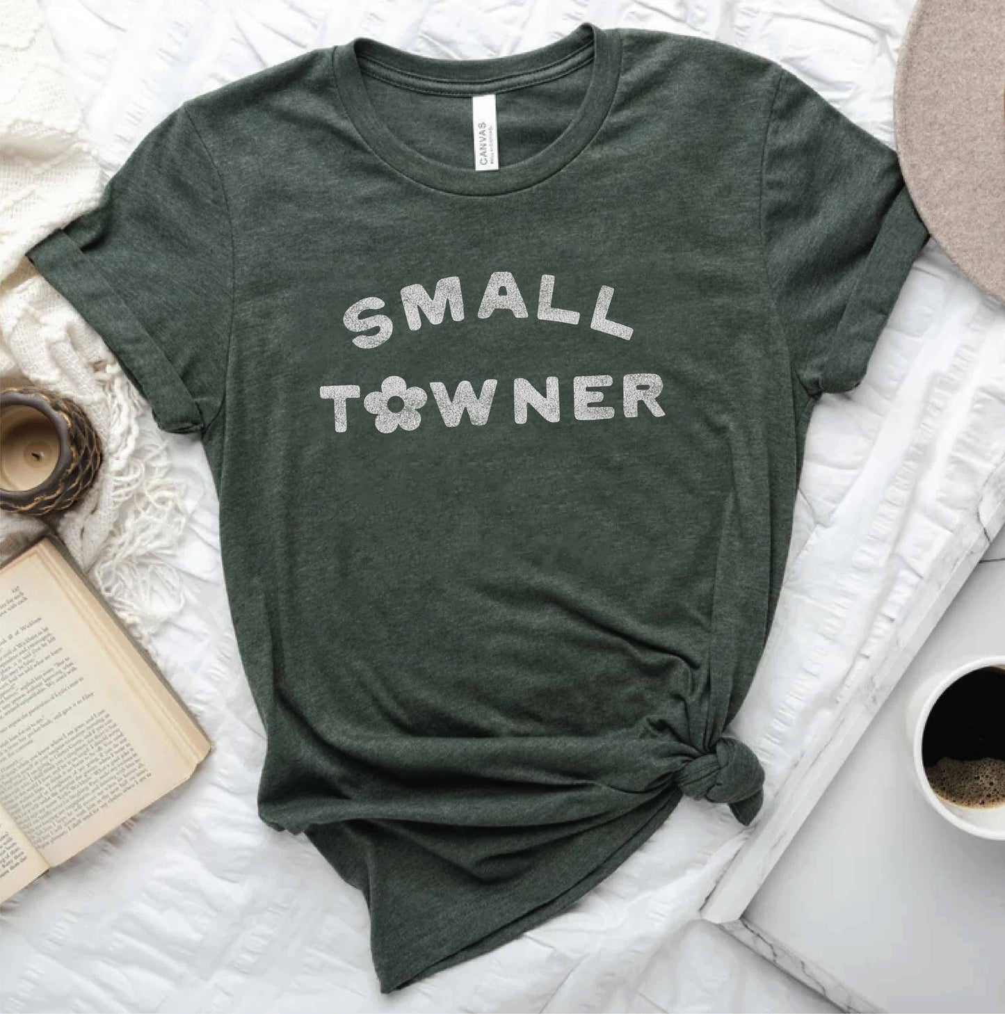 SMALL TOWNER Graphic T-Shirt: HEATHER MAUVE / S