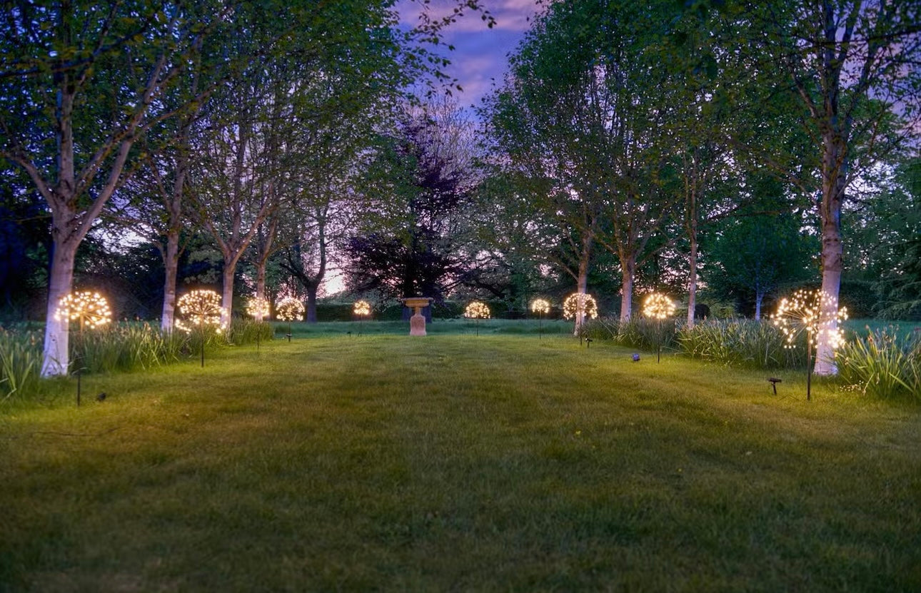 Solar Dandelion Light Large - Weatherproof Garden Feature