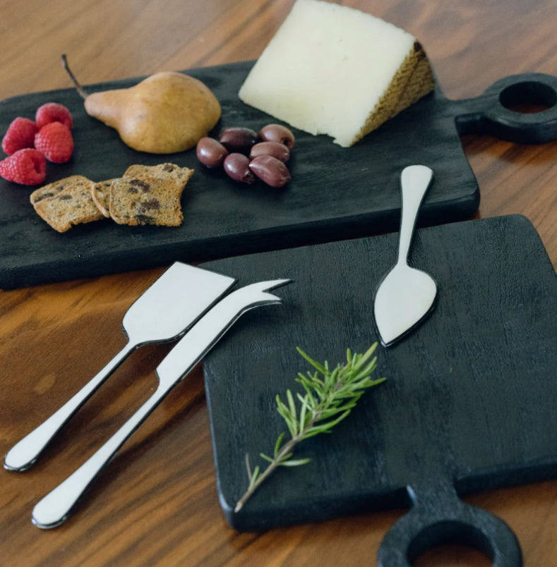 Harlow Cheese Set - white enamel