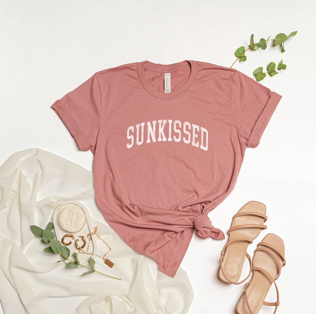SUNKISSED Graphic T-Shirt: HEATHER MUSTARD / S