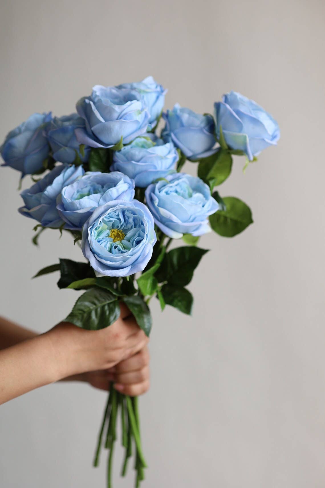 18"Elegant Real touch Juliet Rose-Moisture-touch coating: Soft Blue