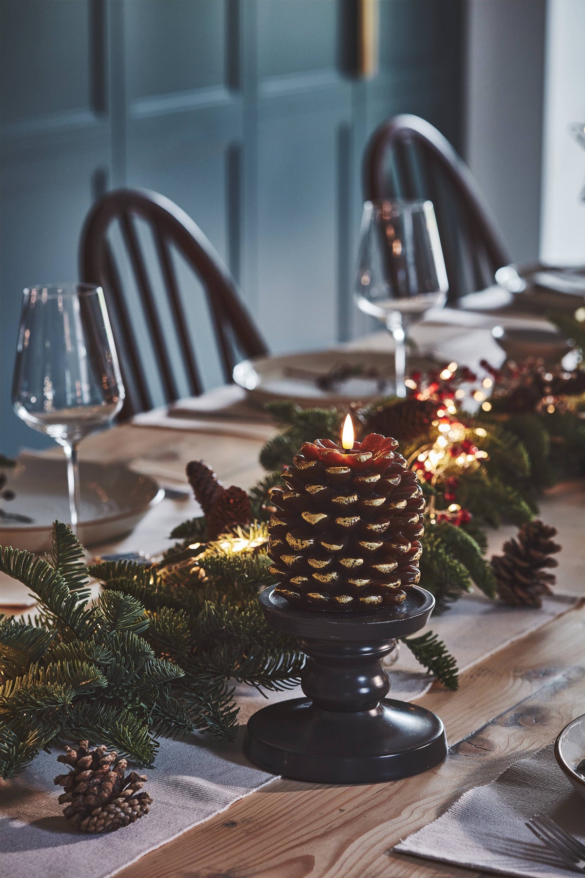 Pinecone Candle - Perfect Christmas Centerpiece: White
